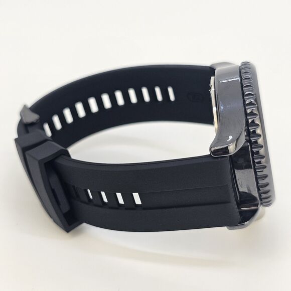 Invicta Women's Russian 1959 Diver Watch 1820 New Plastic Bands New Battery - Picture 9 of 12